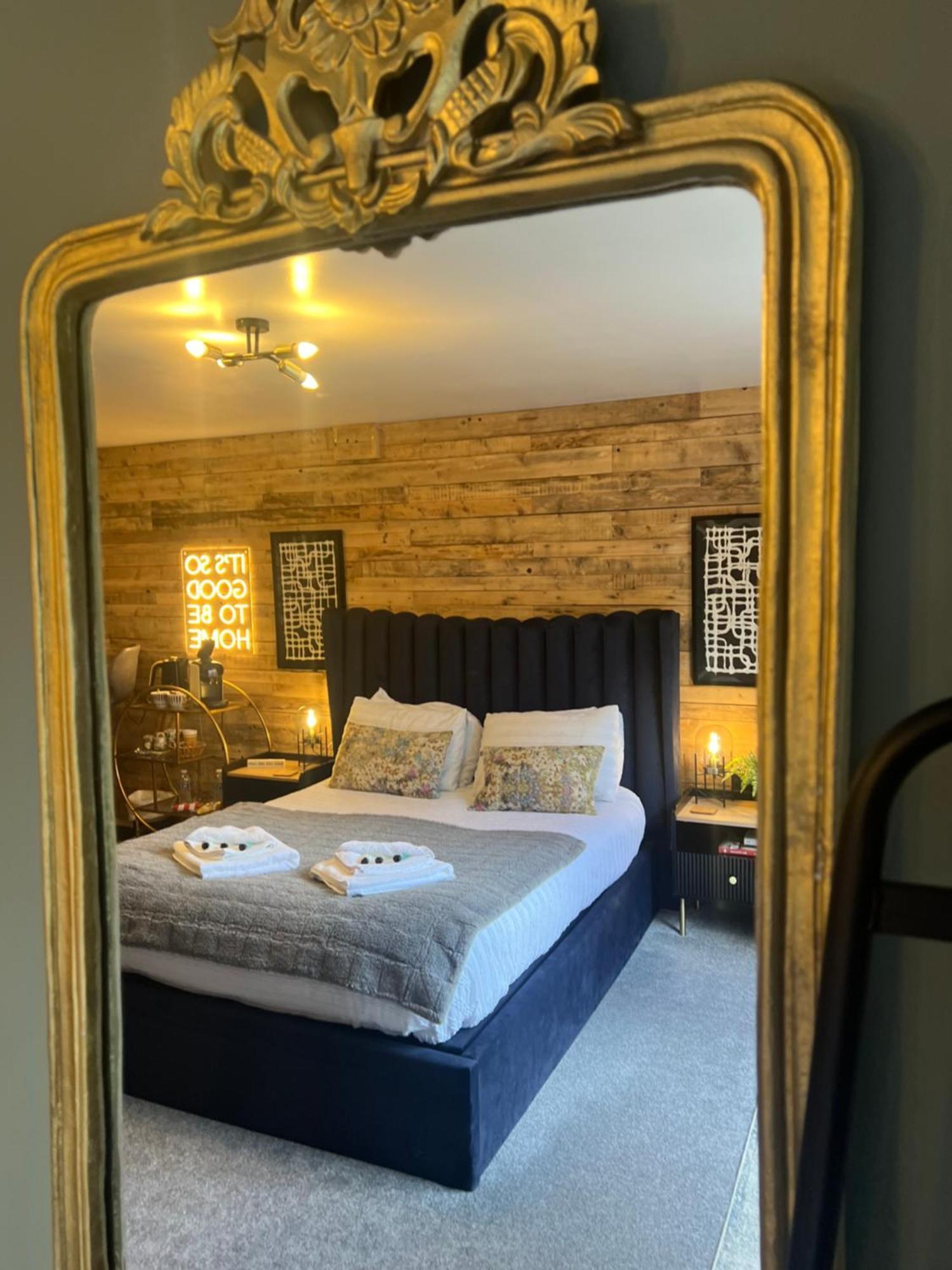Boutique Shrewsbury Suites Buitenkant foto